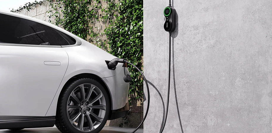 Типы разъемов и кабелей для зарядки Tesla