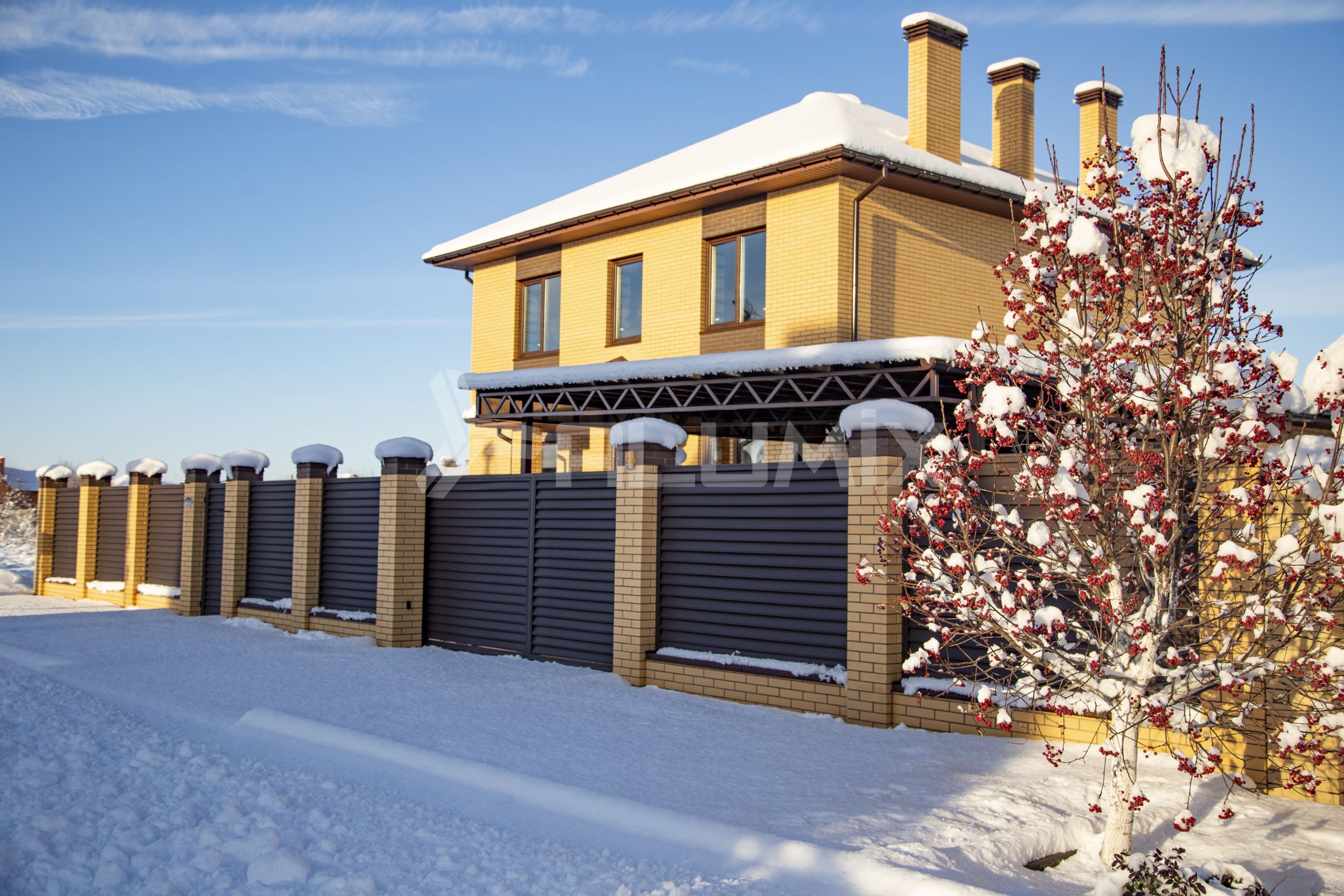 В'їзні відкатні ворота